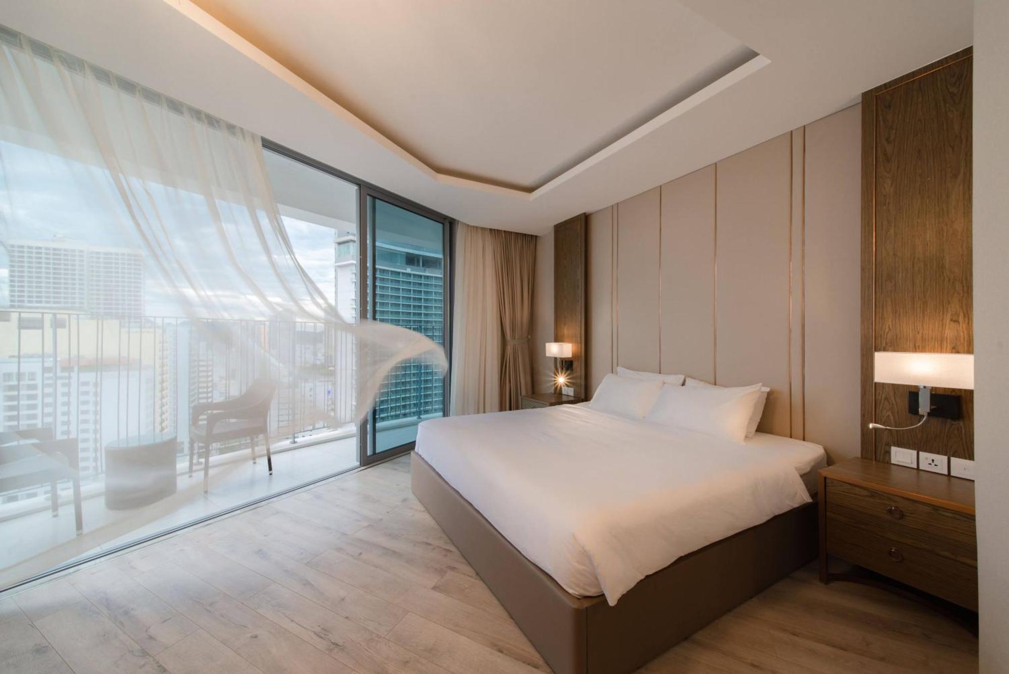 Coastal Panorama Oceanfront Suites Nha Trang Ngoại thất bức ảnh