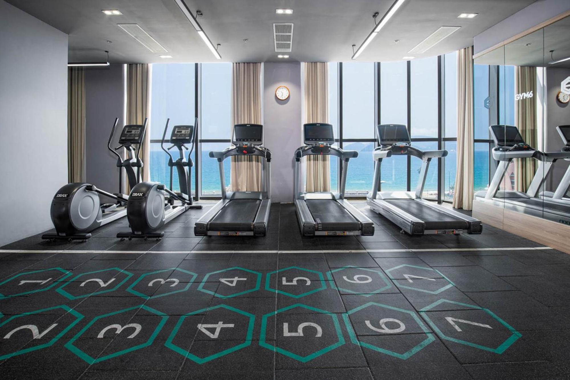 Coastal Panorama Oceanfront Suites Nha Trang Ngoại thất bức ảnh
