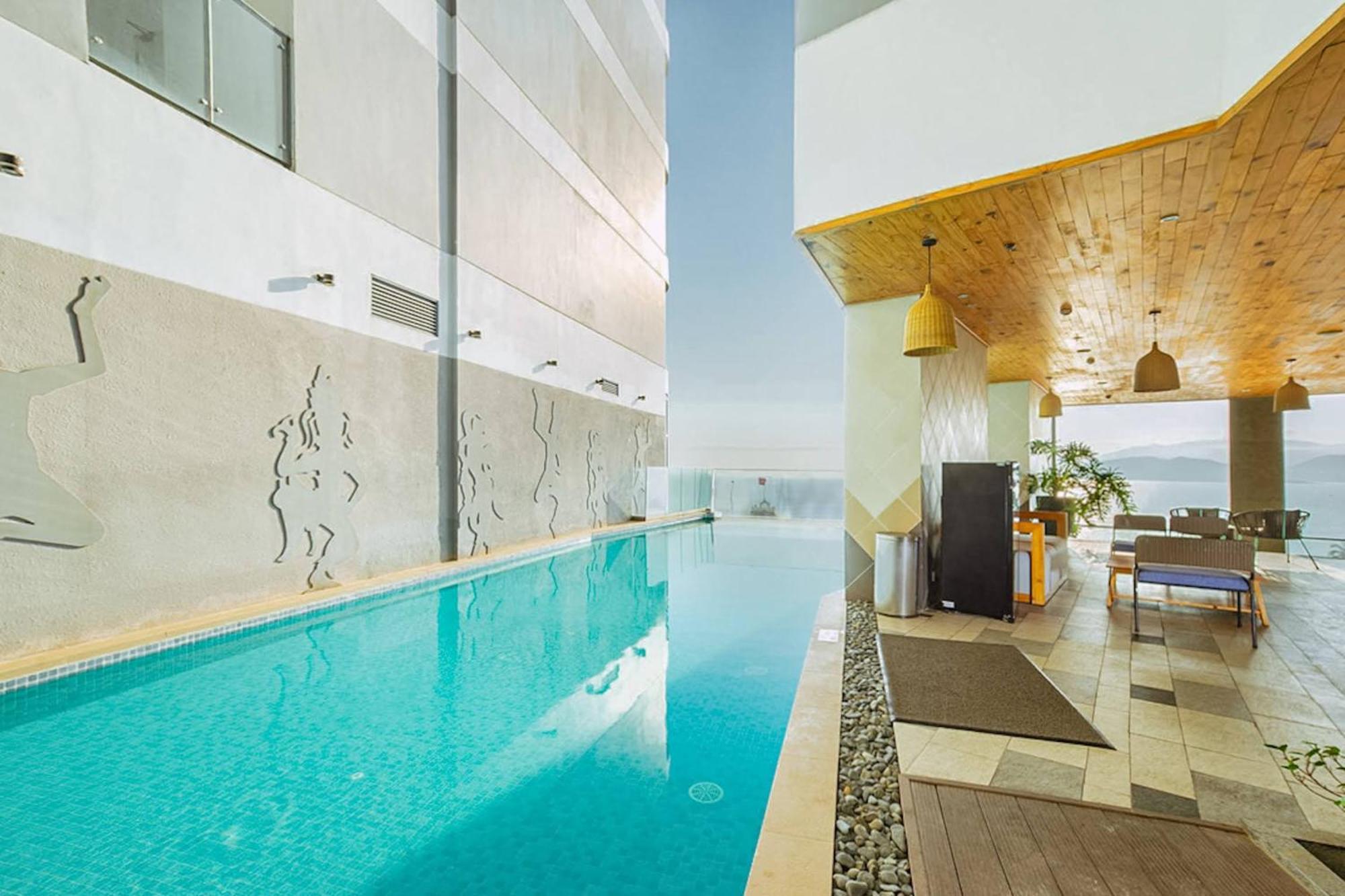 Coastal Panorama Oceanfront Suites Nha Trang Ngoại thất bức ảnh