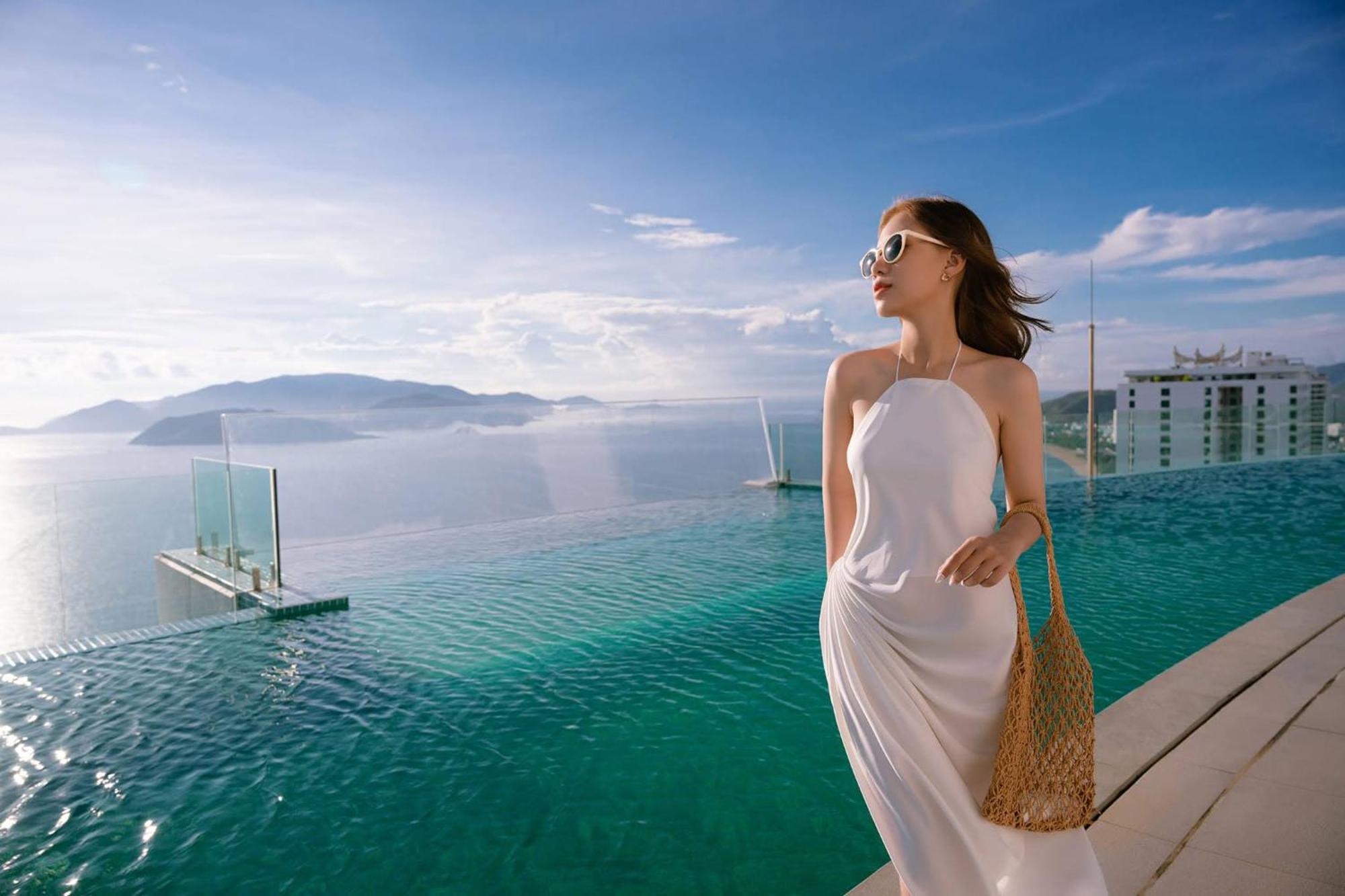 Coastal Panorama Oceanfront Suites Nha Trang Ngoại thất bức ảnh