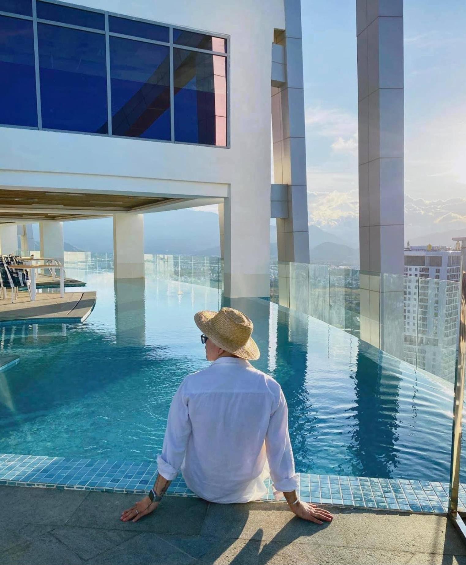 Coastal Panorama Oceanfront Suites Nha Trang Ngoại thất bức ảnh