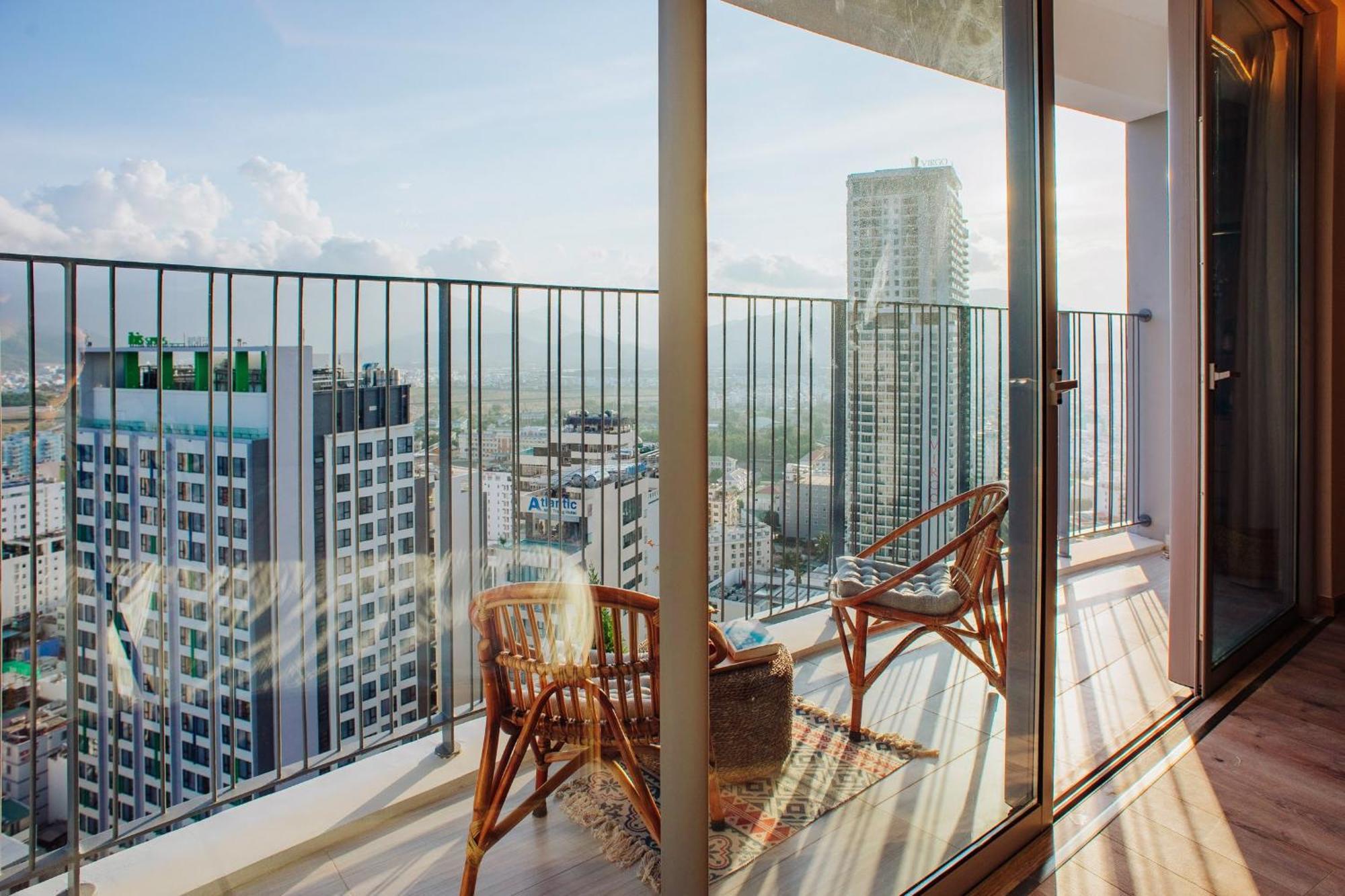 Coastal Panorama Oceanfront Suites Nha Trang Ngoại thất bức ảnh